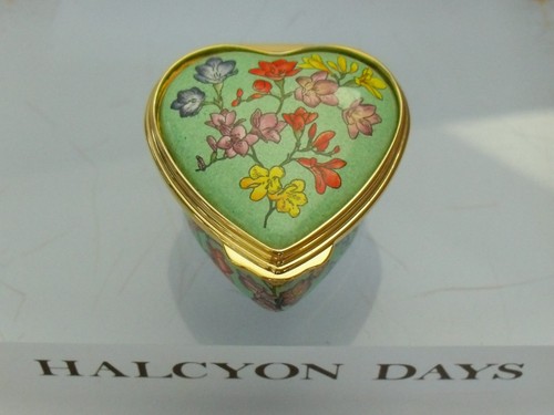 Halcyon days freesias - days,