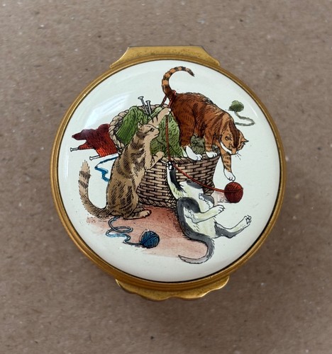 Halcyon days enamel box cats - days,