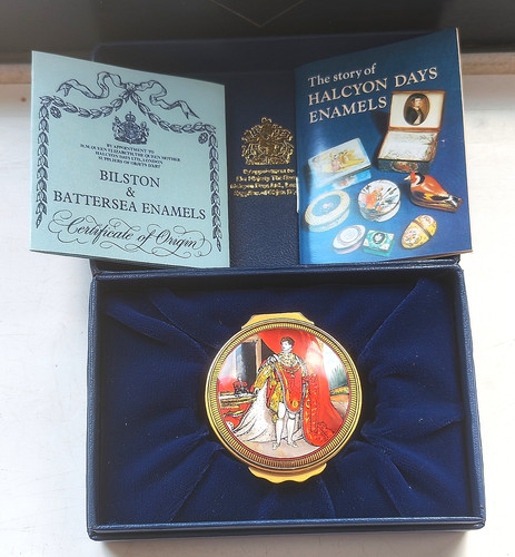 Halcyon days enamel box - enamel,