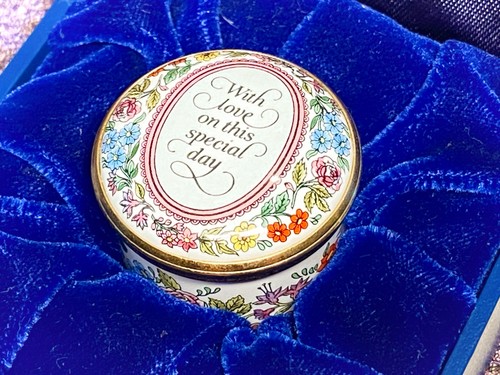 With love this special day - on,