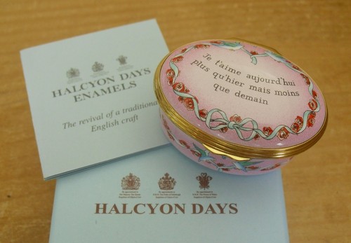 Boxed halcyon days t - days, t'aime