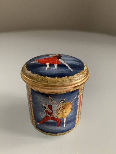 Halcyon days round - days, enamel